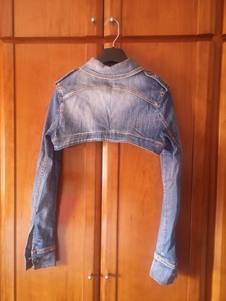 Chaqueta/Mangas vaqueras de Miss Miss 