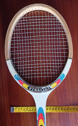Raqueta de tenis vintage