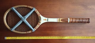 Raqueta de tenis vintage