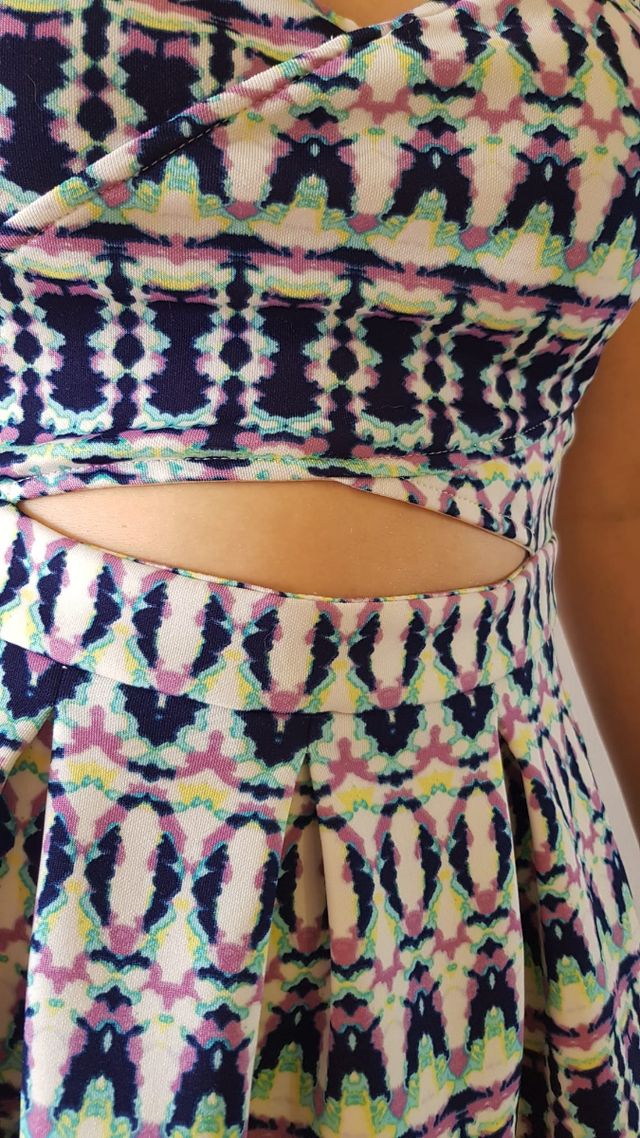 vestido mini de tirantes de Stradivarius