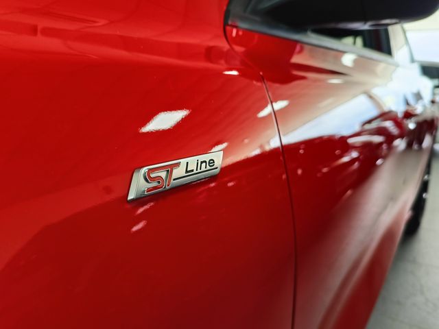 Ford Focus 1.0 ECOBOOST 125 STLINE AUTO