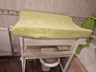 Cambiador con bañera bebé