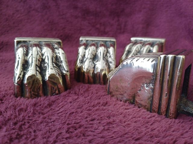 Cubrepatas Bronce Macizo S. XIX