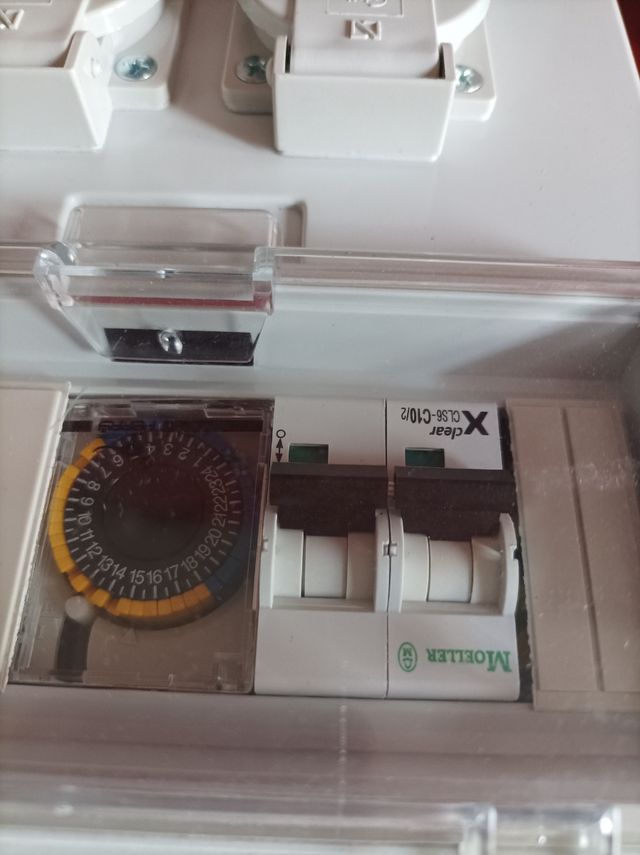 CUADRO CON AUTOMÁTICO TEMPORIZADOR