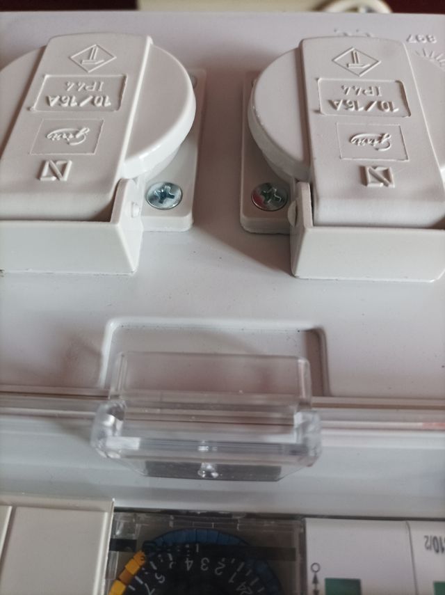 CUADRO CON AUTOMÁTICO TEMPORIZADOR