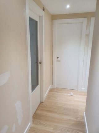 Puertas y tarima profesional montadores