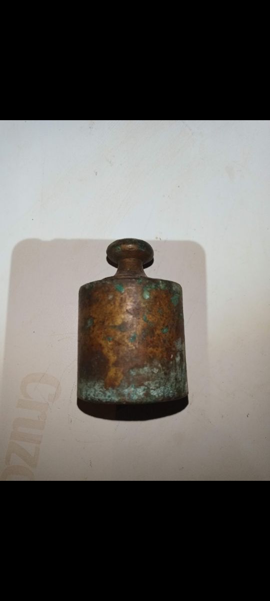 Antiguas pesas de bronce