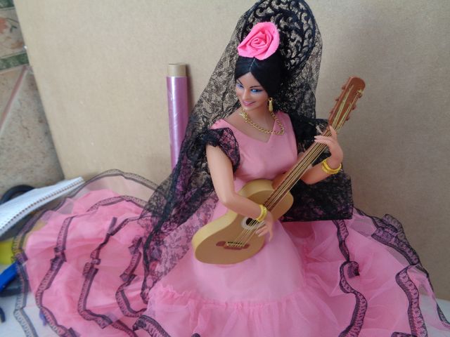 muñeca flamenca o gitana , de la marca marin de