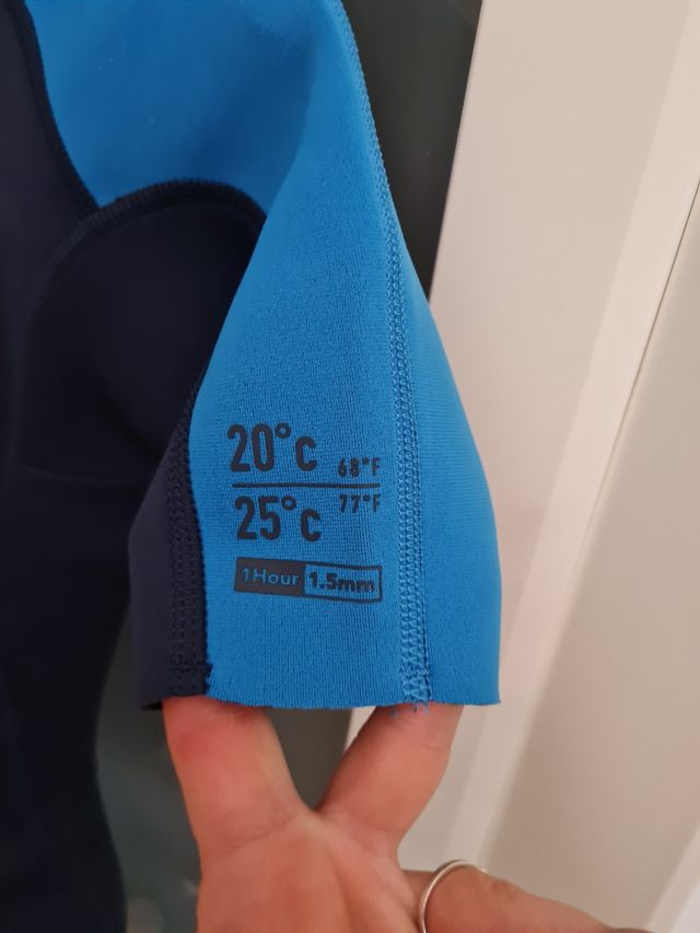 Mono neopreno juntos con zapatillas