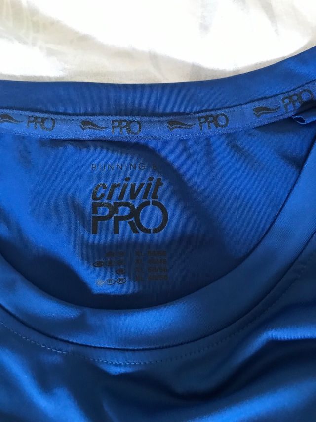 Camiseta técnica chico azul T-L