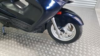 SUZUKI BURGMAN 400 AVERIADA