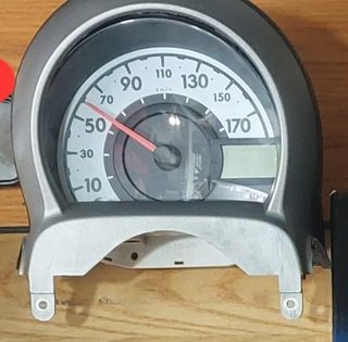 Cruscotto originale Toyota Aygo frecce pomello