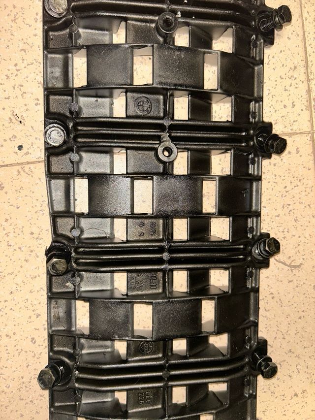 Separador aceite carter bmw 330d e46