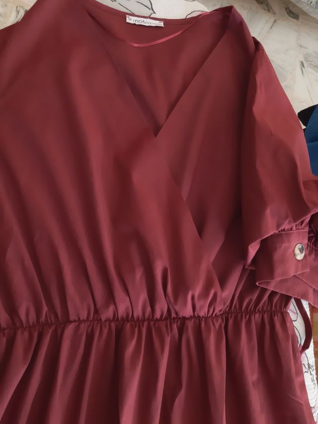 Vestito vestito (MOTIVI)CON MANICHE A SBUFFO