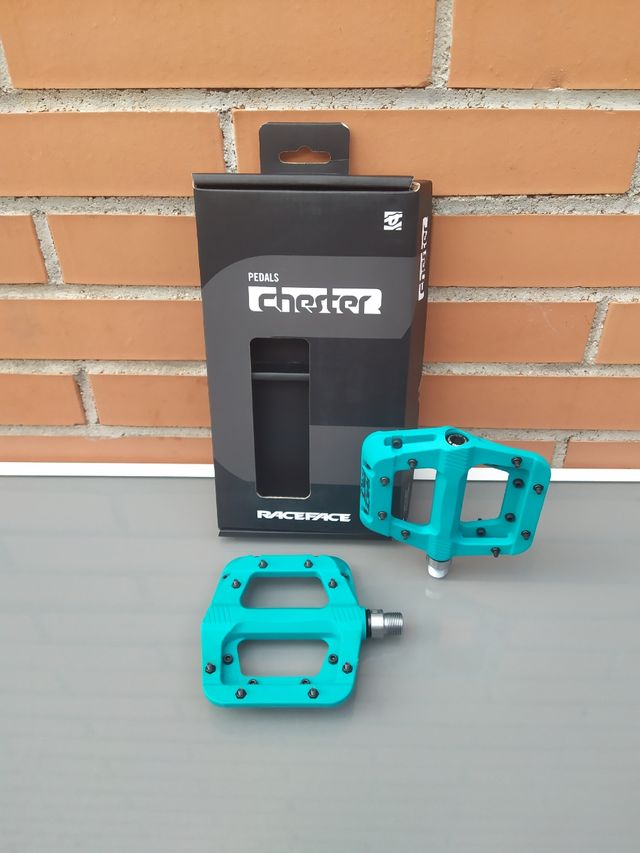 RACEFACE CHESTER Nylon Turquesa.Pedales NUEVOS.