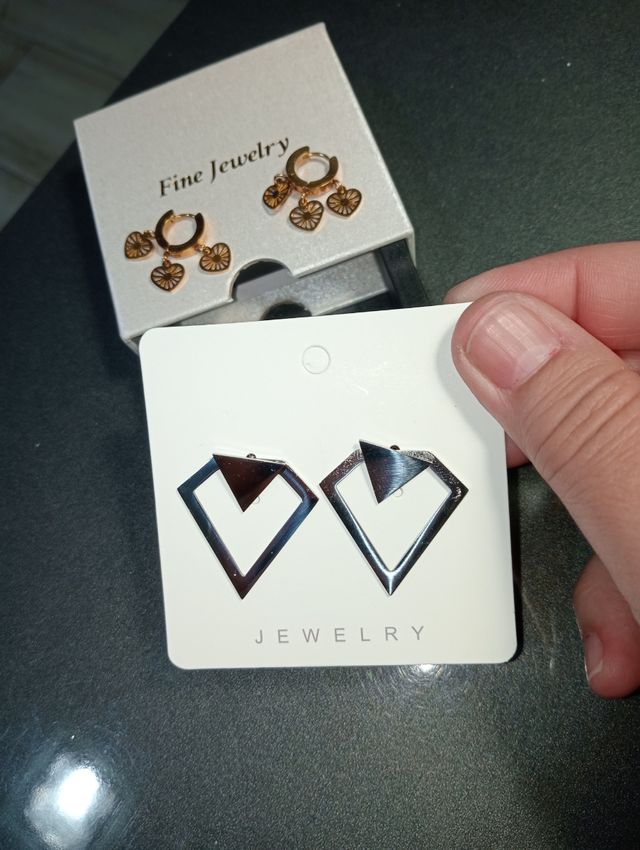 Dos pares de pendientes acero