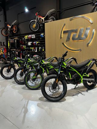 Vertigo Linko 125cc Black Edition biplaza