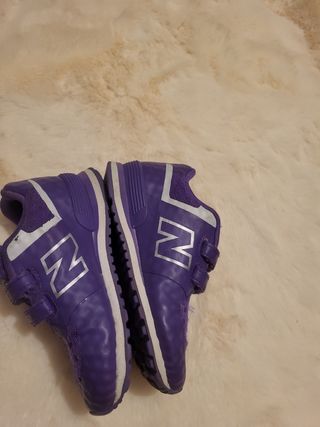 Zapatillas de niña NB 