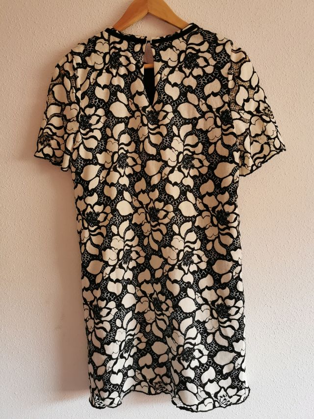 Vestido de chica talla M de Sfera nuevo.