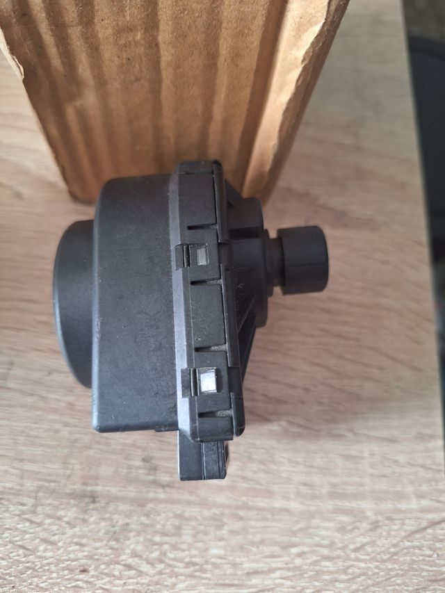 MOTOR VÁLVULA 3 VIAS SAUNIER DUVAL