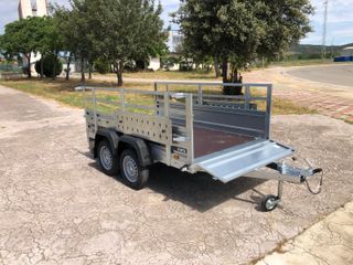 PREMIUM 265/2 CON BARANDILLAS Y RAMPAS