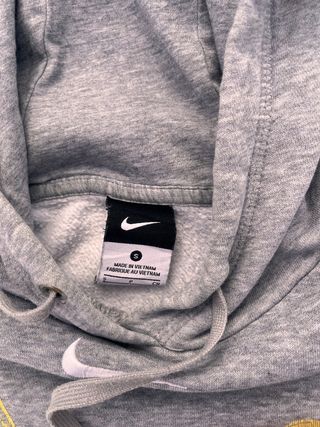 Sudadera con capucha nike gris