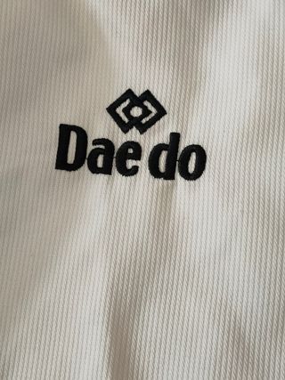 Kimono Taekwondo Daedo nuovo mai indossato 