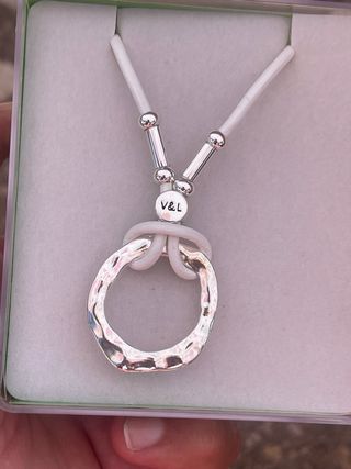 Pulsera y colgantes vitorio€& luccino