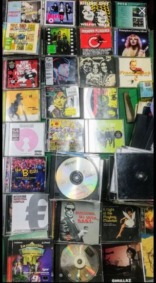 Vinilo & VHS & DVD & CD.