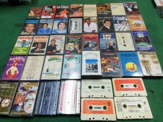 Vinilo & VHS & DVD & CD.