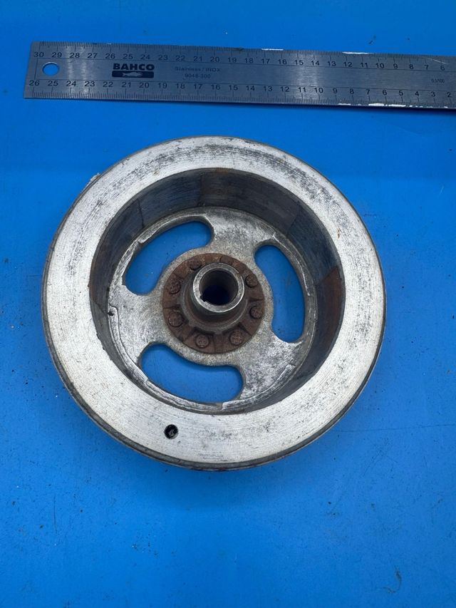 Guzzi plato magnetico encendido