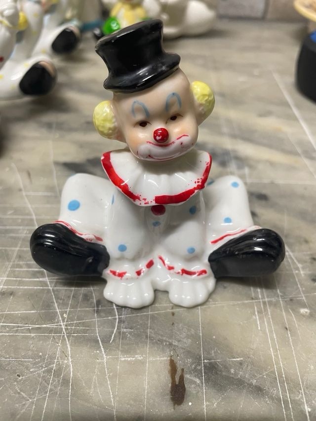 Statuine Porcellana Capodimonte Clown Pagliaccio