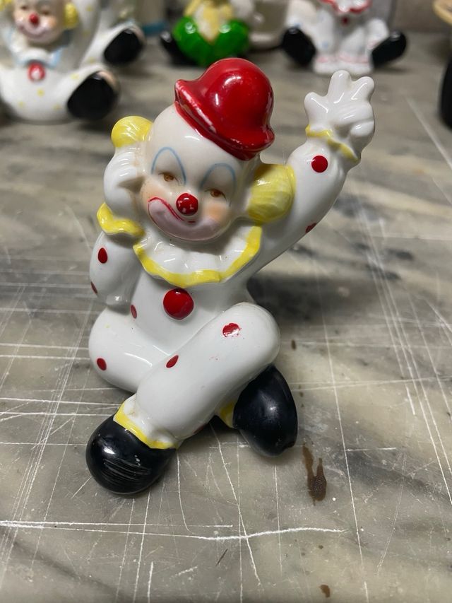 Statuine Porcellana Capodimonte Clown Pagliaccio