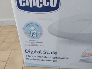 Bilancia digitale per neonati