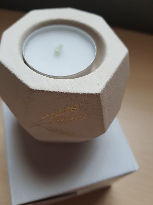 Portacandela in creta refrattaria