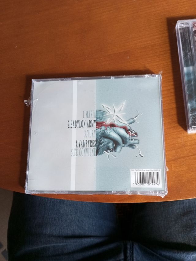 CDs Euskal taldeak y punk