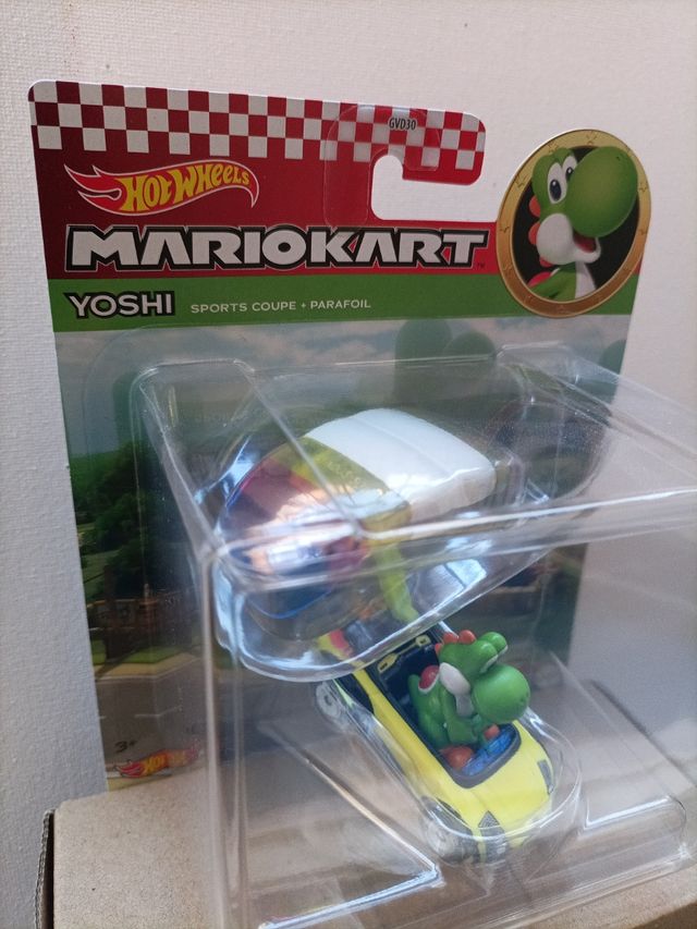Coche Hotwheels Yoshi