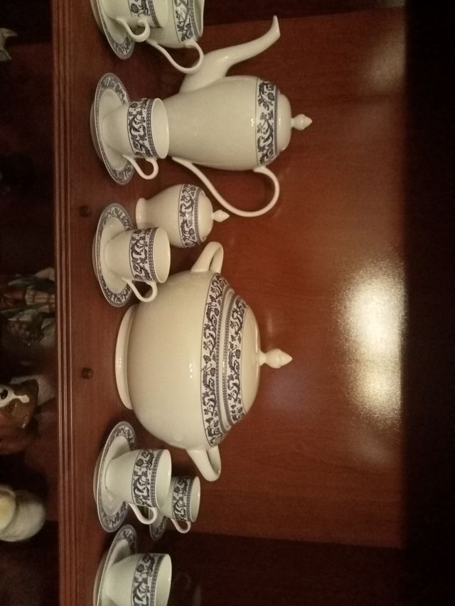 Juego de café con Sopera