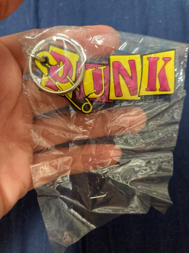 Llavero punk