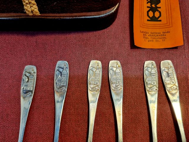 Set Vintage Riga 6 cucharas acero de los 80