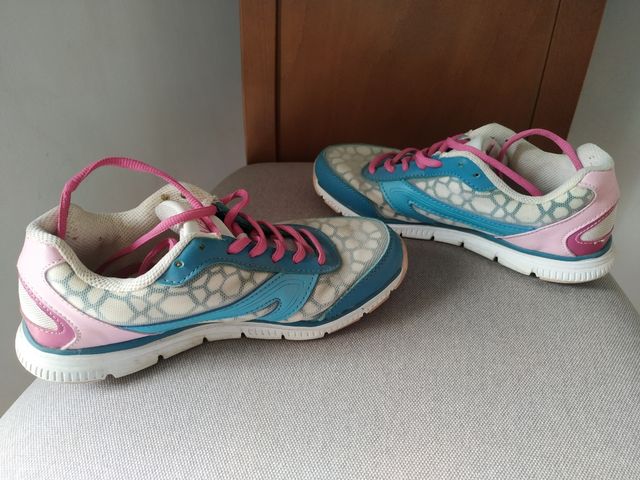 Nuovissime scarpe da ginnastica #37