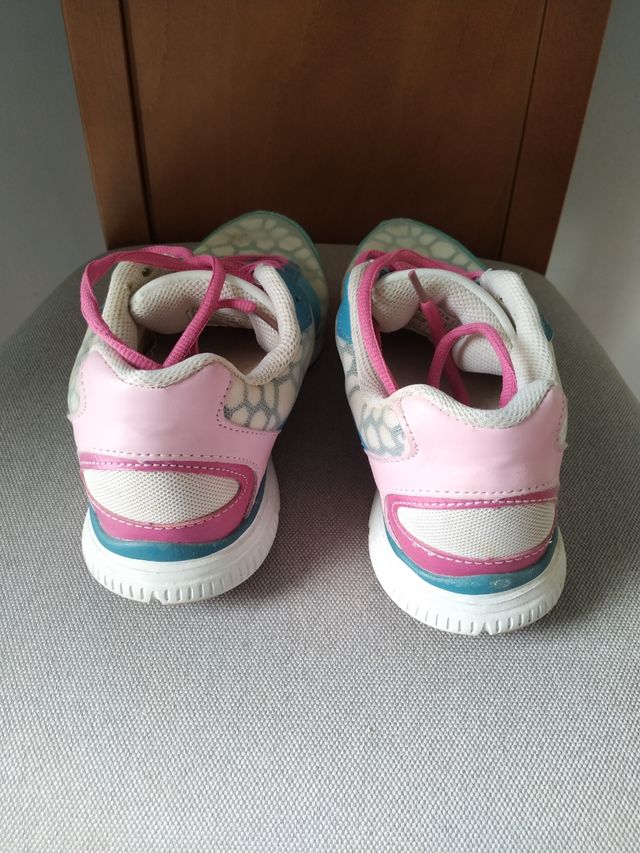 Nuovissime scarpe da ginnastica #37