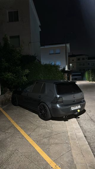 Volkswagen Golf 4 GTI 