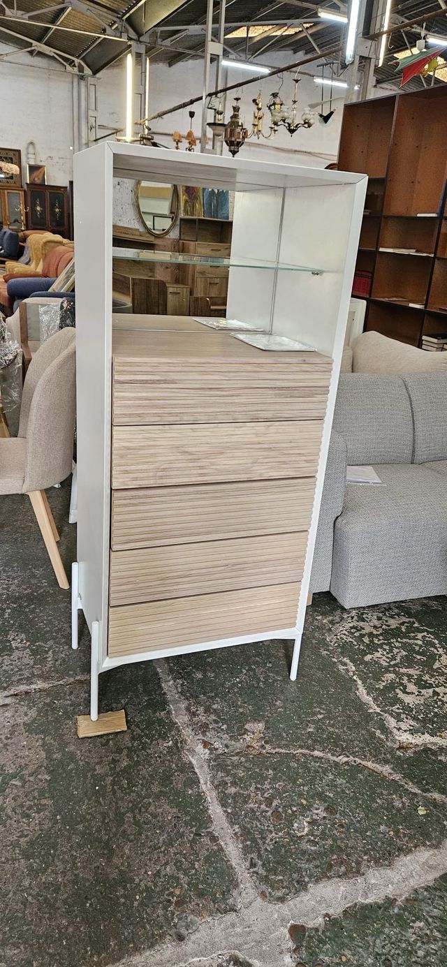 Comoda nueva solo venta en persona