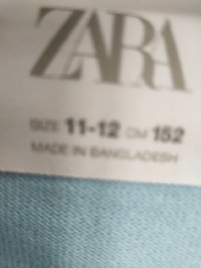 Rebeca niña Talla 10 años. Zara