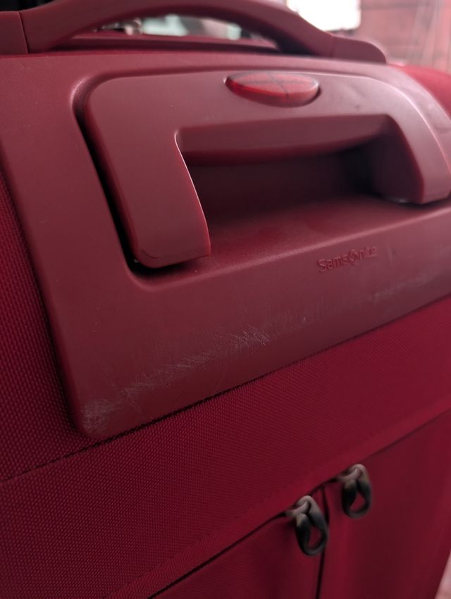 maleta de viaje mediana Samsonite 20-23kgs
