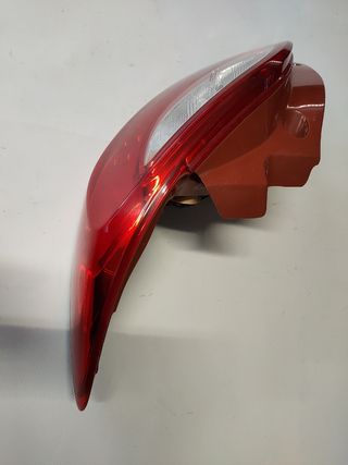 ✅PILOTO TRASERO DERECHO MAZDA 2 II