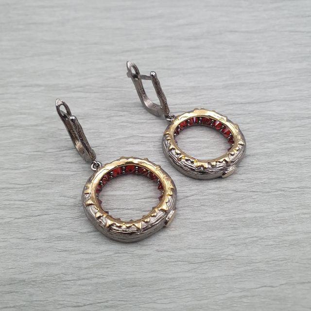 Pendientes plata 925 circonitas rojas invertidas