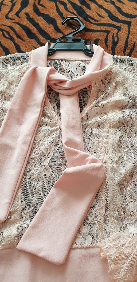 Body sin estrenar de (blonda)