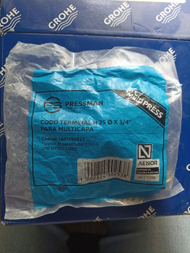 Codo 90 grados rosca multicapa 25-3/4